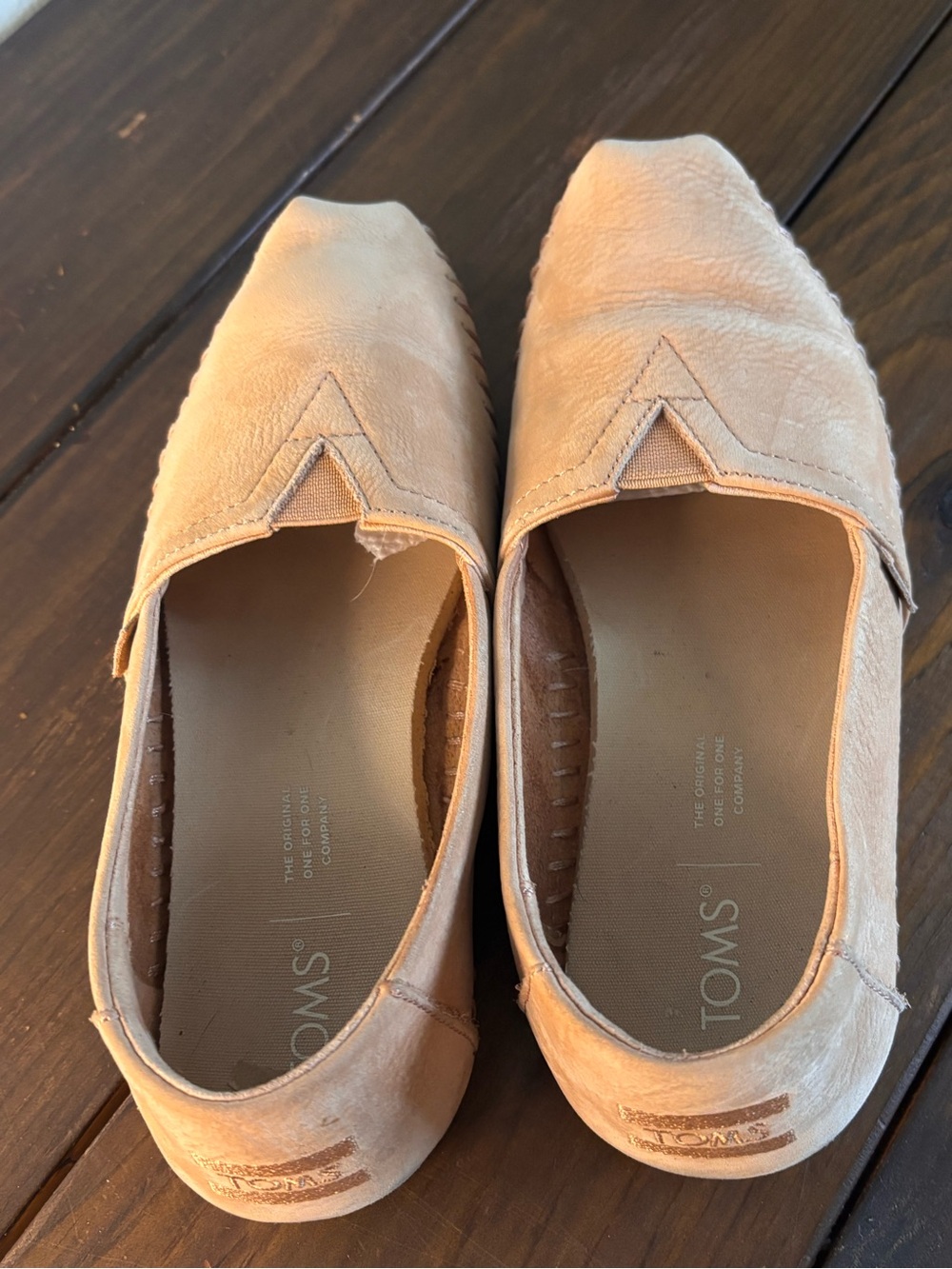 Toms Slip On Leather Shoes Tan Loafer Flats SZ 7 - Picture 4 of 6